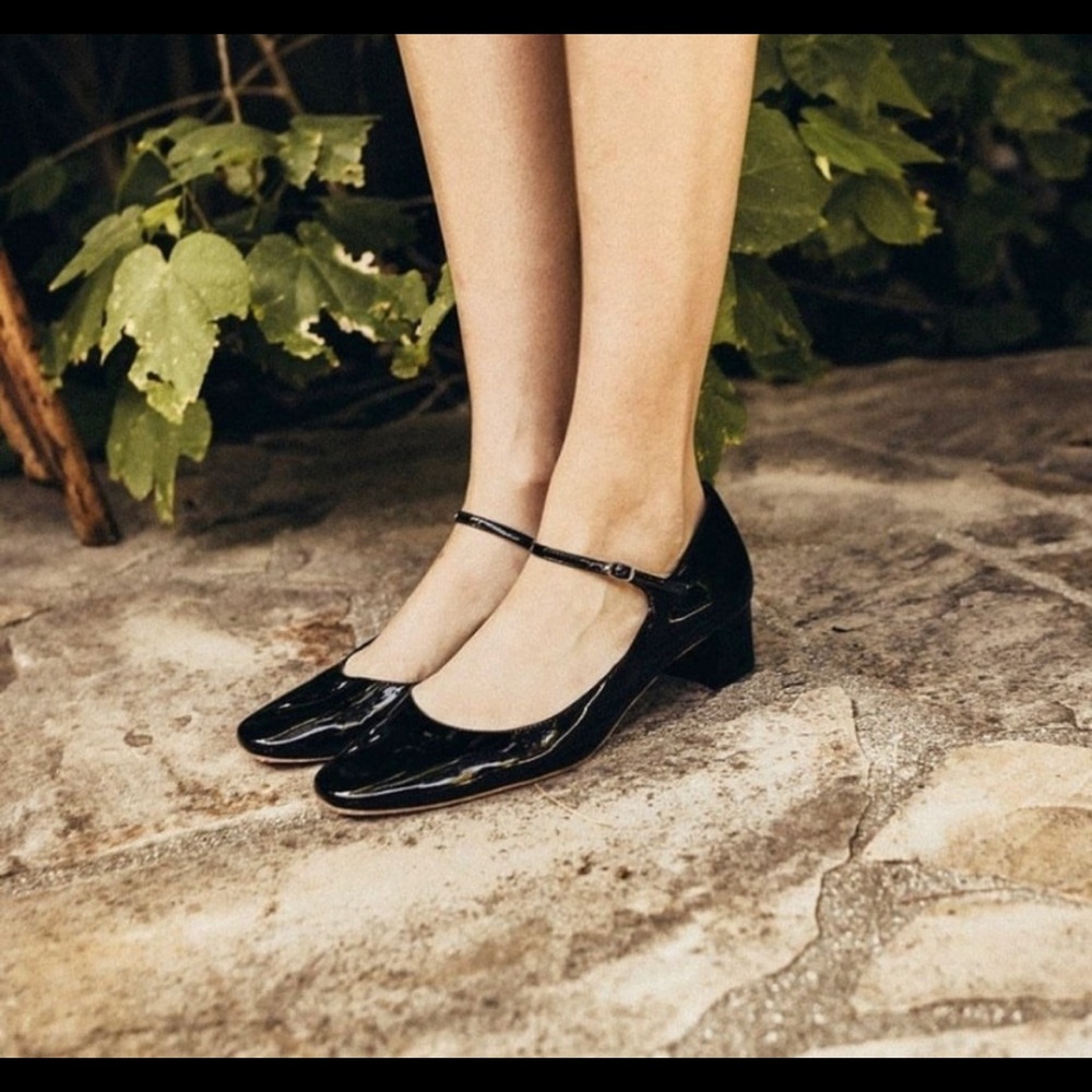 ISO ISO Mary Jane Heel size 36!!! Dream shoes!!